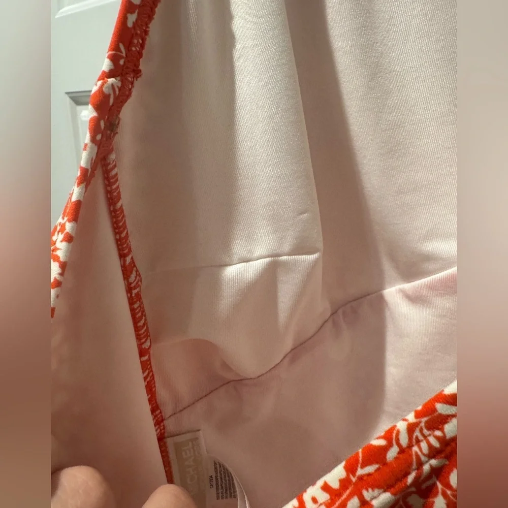 Michael Michael Kors Women's 236282 V-Twist Halter One-Piece Swimsuit Size 16 - Picture 7 of 8